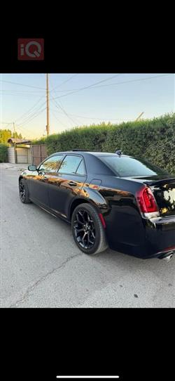 كرايسلر 300